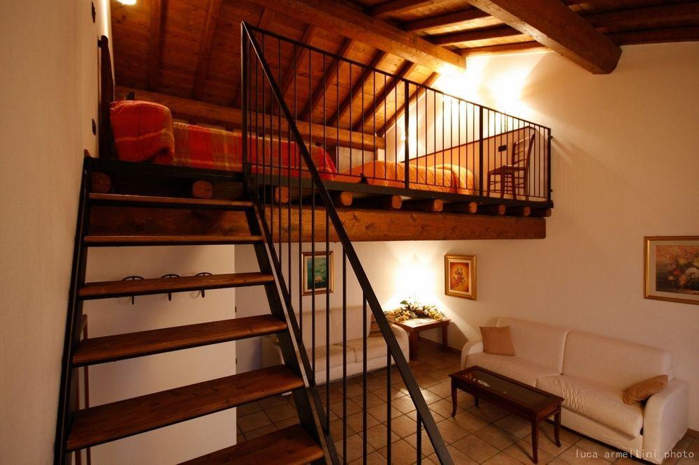 Agriturismo Cascina Boschi Volta Mantovana Exterior photo