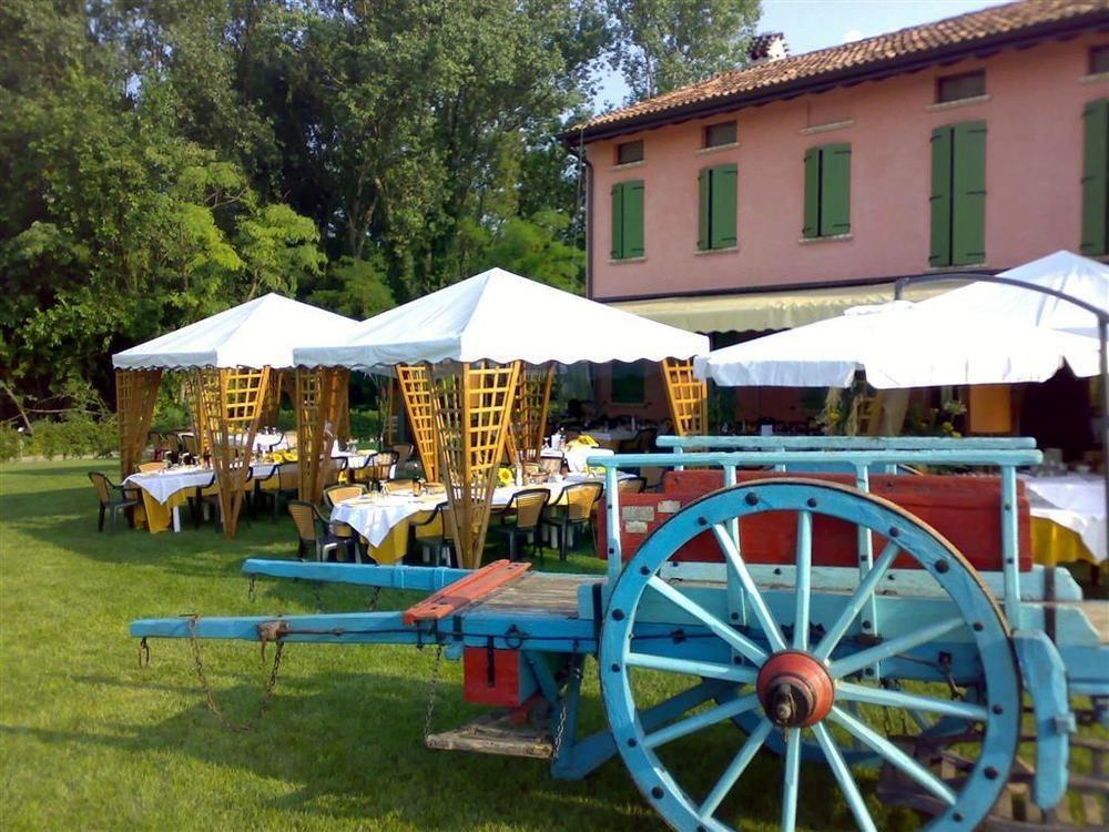 Agriturismo Cascina Boschi Volta Mantovana Exterior photo
